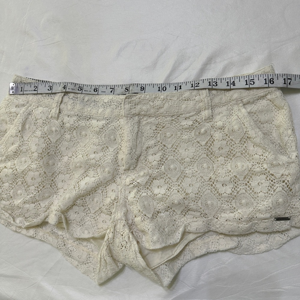 Volcom Micro Floral Lace Shorts Womens Sz 7 Coquette Boho Romantic Summer Beach - Picture 5 of 12